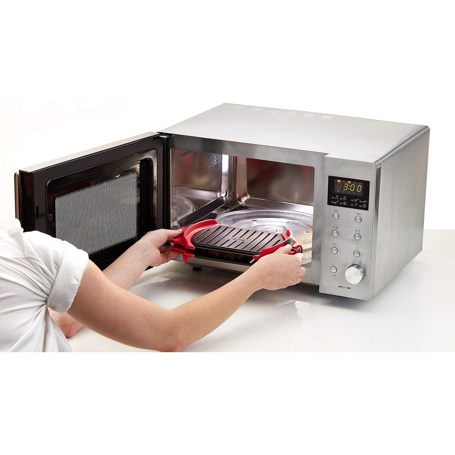 Buy Lekue,Lékué Standard Microwave Grill – For Toasted Sandwiches and Everyday Grilling - Gadcet UK | UK | London | Scotland | Wales| Near Me | Cheap | Pay In 3 | Toaster, Grill