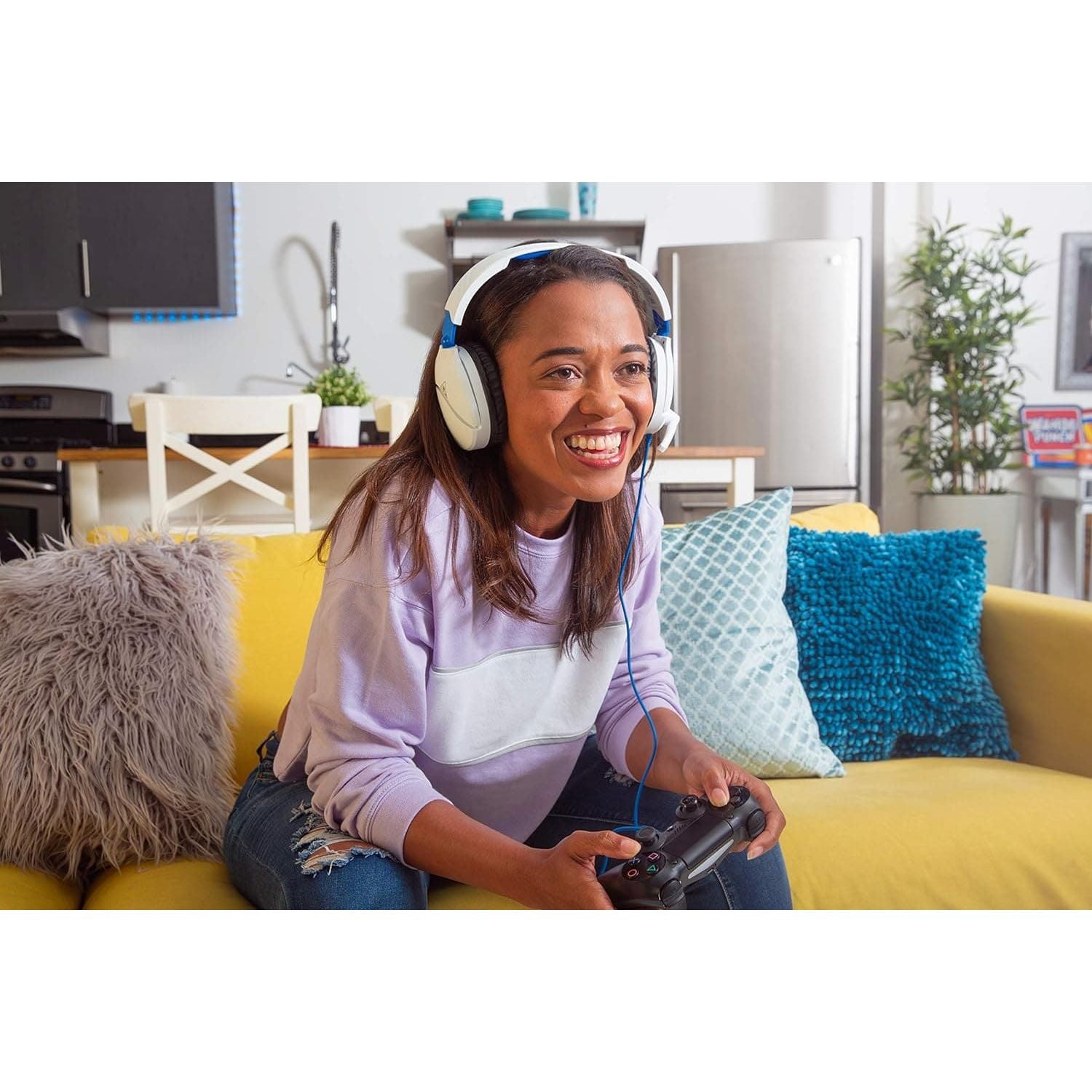 Buy Turtle Beach,Turtle Beach Recon 70P White Gaming Headset for PS5, PS4, Xbox Series X|S | One, Nintendo Switch & PC - Gadcet UK | UK | London | Scotland | Wales| Near Me | Cheap | Pay In 3 | Headphones & Headsets