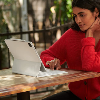 Apple,Apple Magic Keyboard for 12.9-inch iPad Pro - 5th generation - British English - Black - Gadcet.com