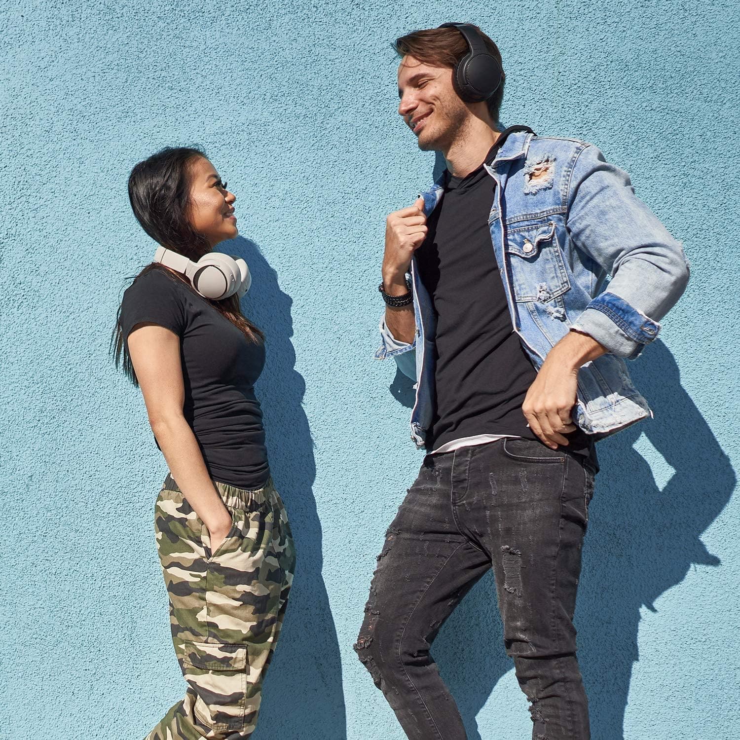 Buy Panasonic,Panasonic RB-M700BE-C  - Deep Bass Wireless Overhead Headphones with Active Noise Cancelling - Cream - Gadcet UK | UK | London | Scotland | Wales| Ireland | Near Me | Cheap | Pay In 3 | Headphones