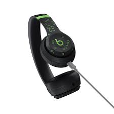 Buy Beats,Beats Solo4 Minecraft Special Edition Wireless Headphones - Gadcet UK | UK | London | Scotland | Wales| Near Me | Cheap | Pay In 3 | Headphones
