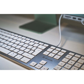 XtremeMac Wired Keyboard USB-C for Mac - Silver