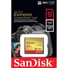 SanDisk Extreme 32 GB UDMA7 CompactFlash Card - Speed Up-To 120MB/S - Black/Gold - 2