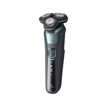 Philips Series 5000 Wet and Dry Electric Shaver [S5586/66] - 6
