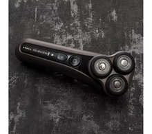 REMINGTON Limitless X9 Wet & Dry Beard Rotary Shaver - Black & Bronze - 2