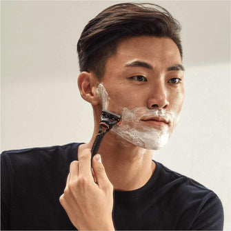 Gillette Fusion5 Men's Razor +, 3 Razor Blade Refills with Precision Trimmer, 5 Anti-Friction Razor Blades - 5