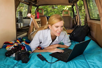 Buy Sandisk,SanDisk Extreme Portable SSD 1TB up to 550MB/s read - Gadcet.com | UK | London | Scotland | Wales| Ireland | Near Me | Cheap | Pay In 3 | Hard Drives
