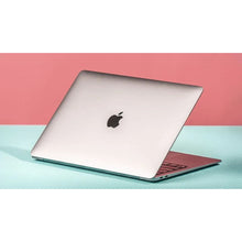 Apple MacBook Air Retina 13.3-inch (2018) - Core i5 @1.6GHz - 8GB SSD 128GB - UHD Graphics 617 1536 MB